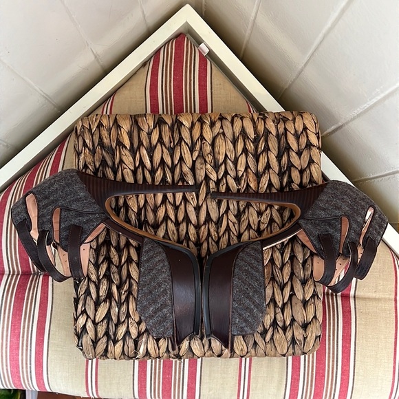 Anthropologie Luisa Barcelos Peep Toe platform heels - Picture 4 of 11